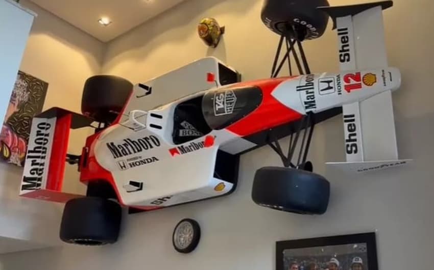 Réplica de McLaren de Ayrton Senna