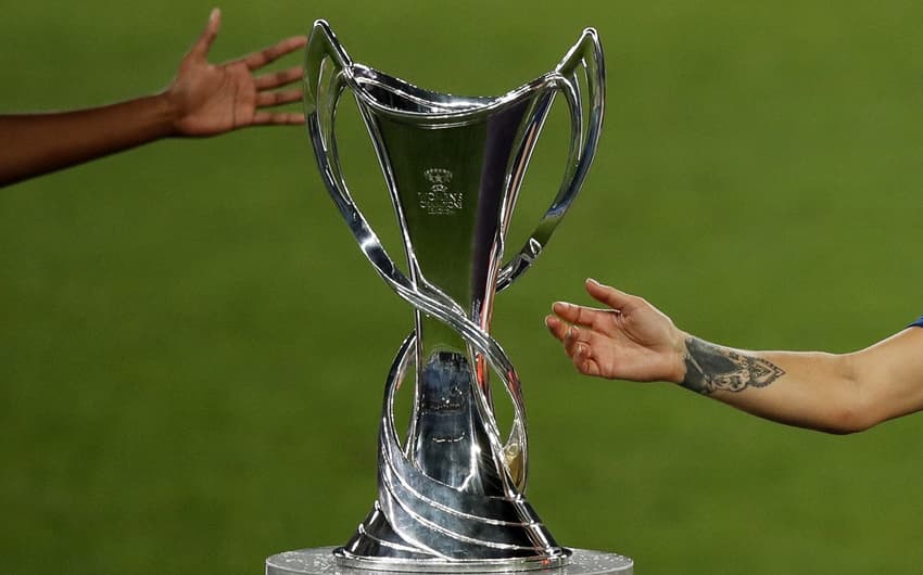 Troféu da Bundesliga / Taça da Champions League feminina
