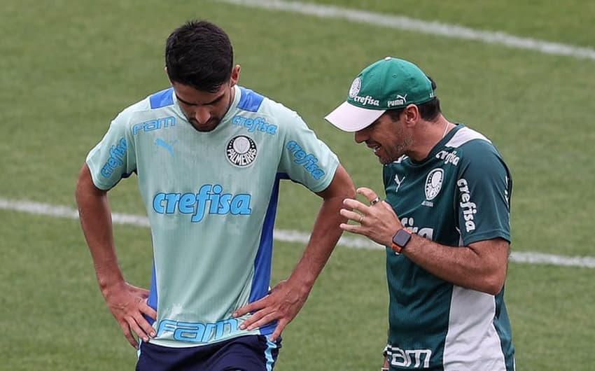 Palmeiras treino - López e Abel