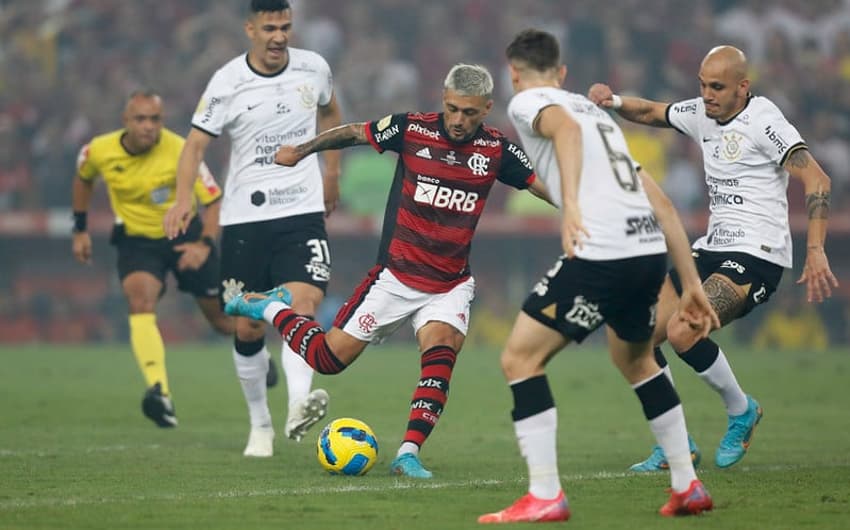 Flamengo x Corinthians - Arrascaeta