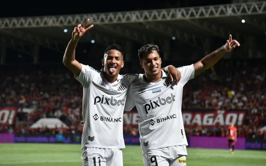Atlético-GO x Santos - Ângelo e Marcos Leonardo