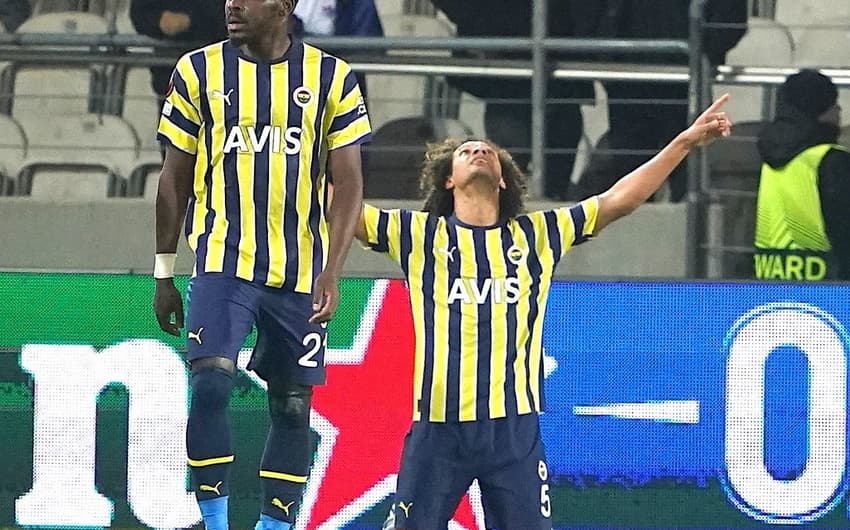 Fenerbahçe x Dinamo Kiev