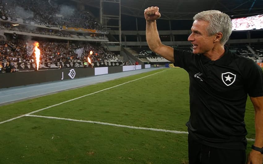 Luis Castro - Botafogo x Santos