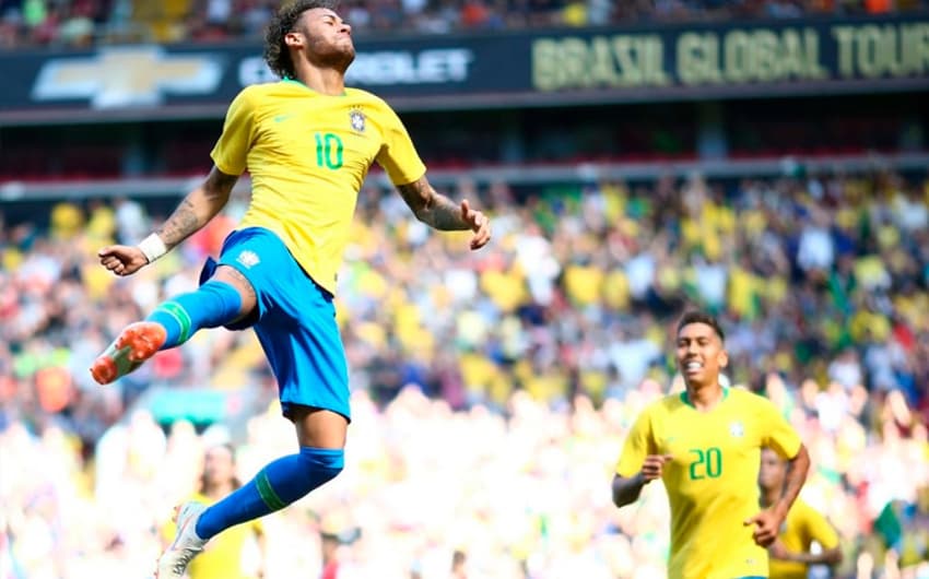 Neymar comemorando um gol contra a Croácia