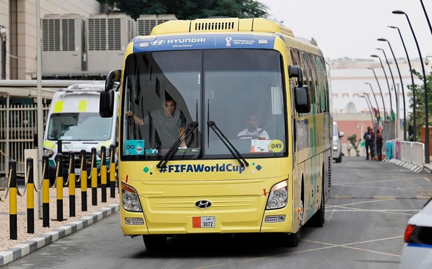Ônibus Seleção Brasileira Deixa o Qatar