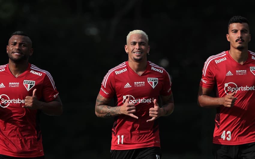 Luan, Luciano e Walce - treino São Paulo