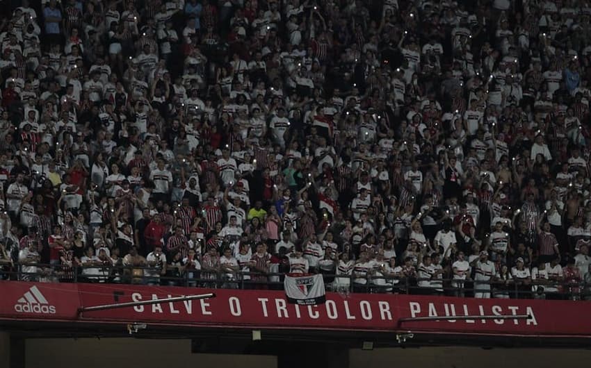 Torcida do São Paulo - contra Ituano - Campeonato Paulista