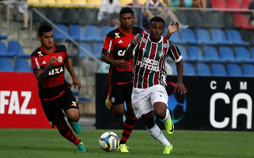 Fluminense x Flamengo em Cariacica em 2017 - Wendel
