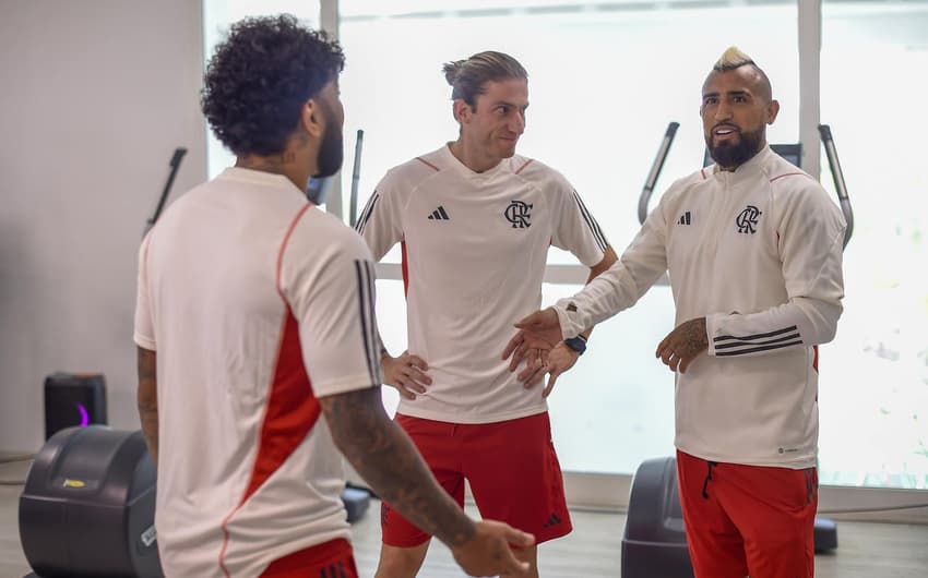 Gabigol, Filipe Luís e Vidal - Flamengo Marrocos