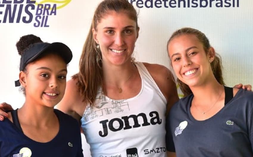 Bia Maia com atletas em São Paulo
