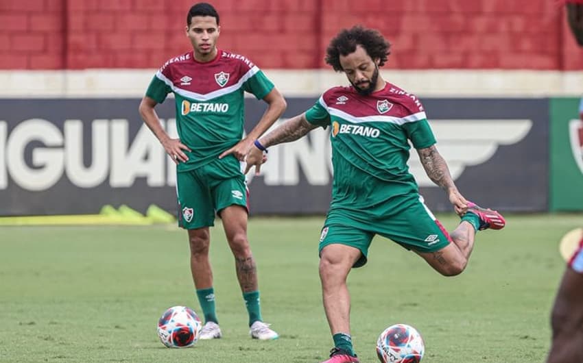 Marcelo - treino no Fluminense