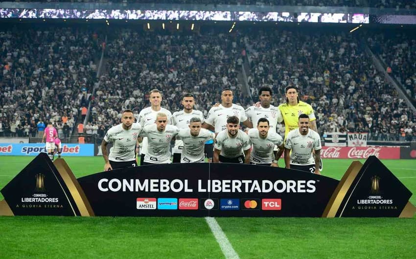 Corinthians-Independiente-Del-Valle-Libertadores_Easy-Resize.com_-aspect-ratio-512-320