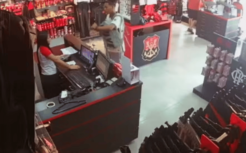 Homem foi condenado por assalto a loja do Flamengo;