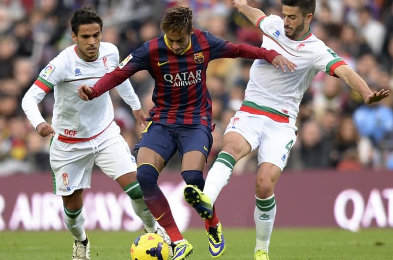 Neymar - Barcelona x Granada (Foto: Lluis Gene/AFP)
