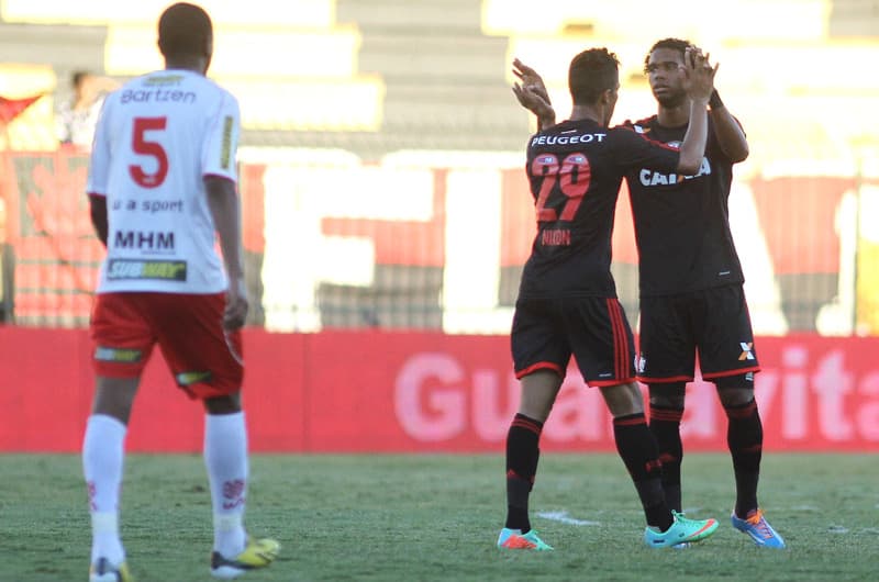 Segundo Gol do Nixon - Flamengo x Bangu (Foto: Bruno de Lima/ LANCE!Press)