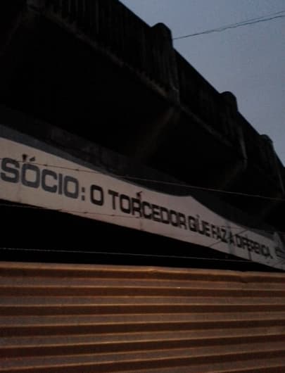Prestes a ser demolido, Olímpico serve de espaço a seleções (Foto: Valdomiro Neto/LANCE!Press)