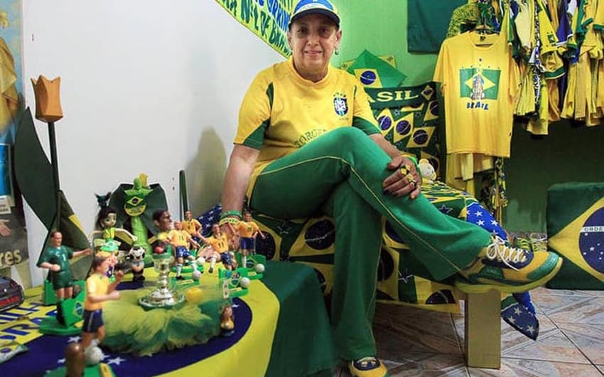Dona Patriotra - #pelofutebol (Foto: Andre Borges/ComCopa)