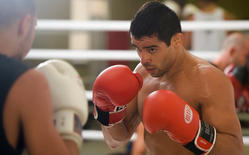 Renan Barão (FOTO: Divulgação/UFC)