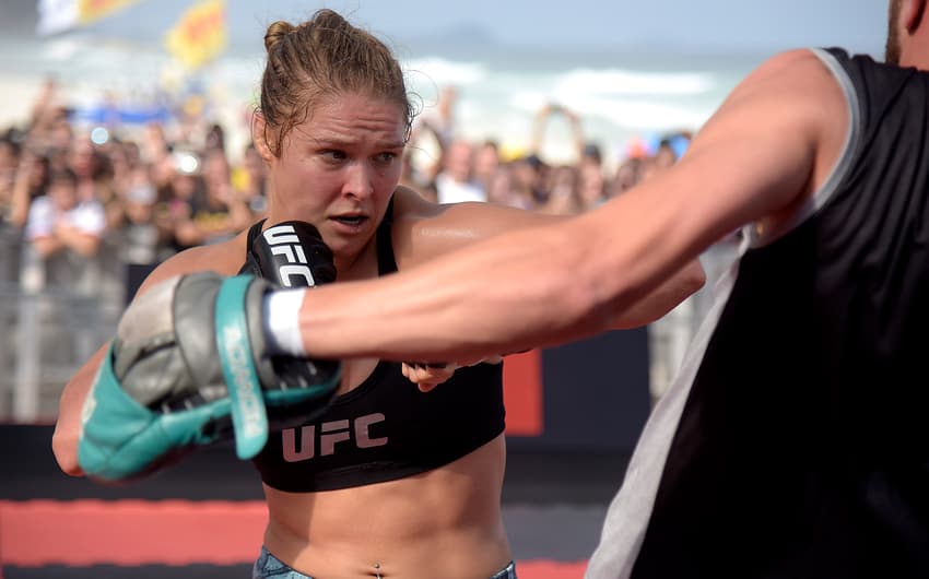 Ronda Rousey é campeã do UFC (FOTO: Alexandre Loureiro/Inovafoto)