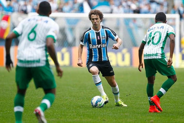 Galhardo está emprestado até o fim do ano ao Grêmio (Foto: Lucas Uebel/Grêmio)