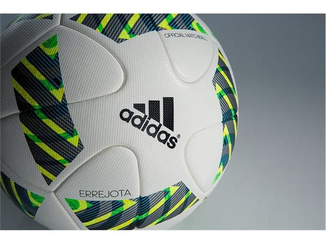 Errejota é a bola da Rio-2016 para o futebol (Foto: Divulgação)