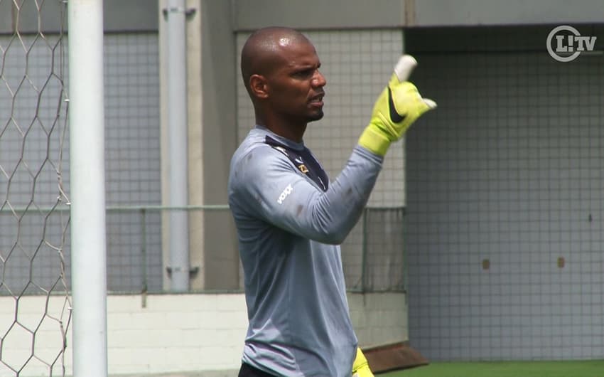 Jefferson mostra reflexo e faz bela defesa no Botafogo
