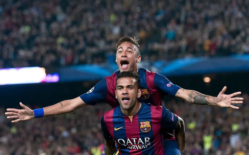 Daniel Alves e Neymar - Barcelona (Foto: Josep Lago/AFP)