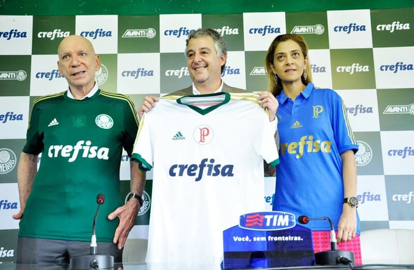 Após dois anos sem patrocínio master, o Palmeiras anunciou a Crefisa como nova parceira: R$ 46 milhões por dois anos de contrato (Foto: Agencia Estado)