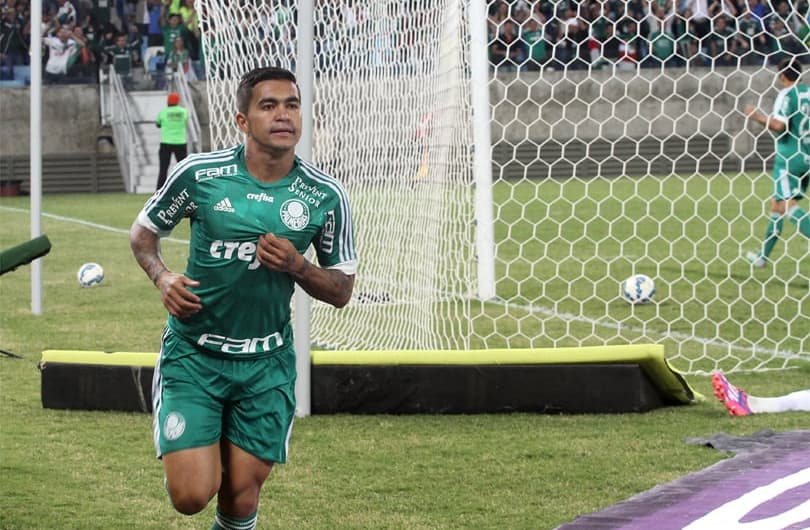 Ponte Preta 0x2 Palmeiras na Arena Pantanal - dois gols de Dudu (Foto: Chico Ferreira/FuturaPress!)