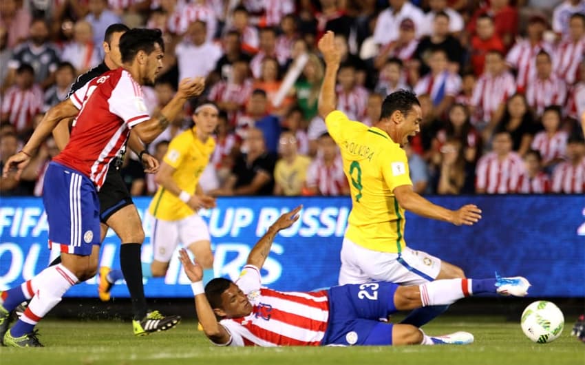 Eliminatorias - Paraguai x Brasil (foto:PABLO BURGOS / AFP)