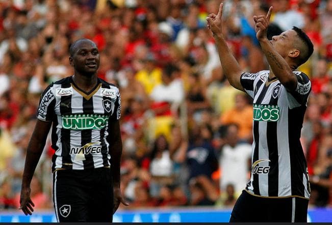 Tomas Bastos festeja ao marcar no clássico entre Flamengo x Botafogo (Foto: Vitor Silva / SSPress.)