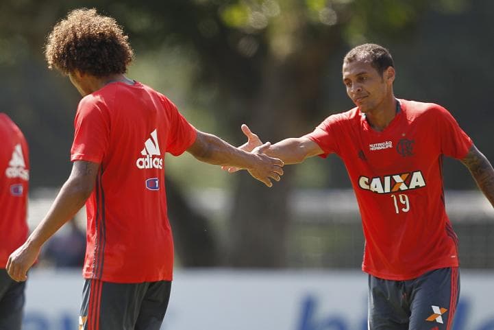 Alan Patrick será titular novamente (Gilvan de Souza /Flamengo)