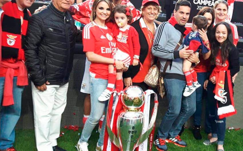 Benfica - Jonas e Familia (foto:Divulgação)