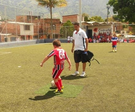 Escolinha de futebol do 'Sao Pablo'