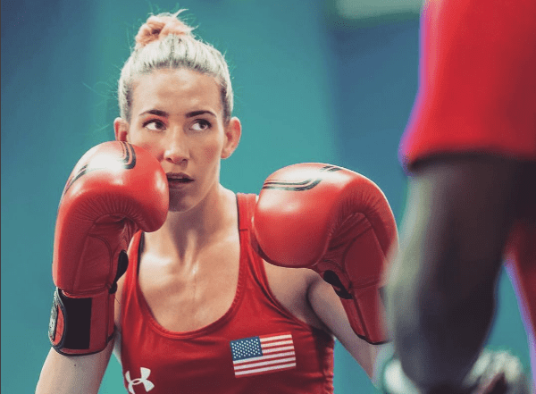 Mikaela Mayer é atleta da seleção olímpica de boxe dos Estados Unidos