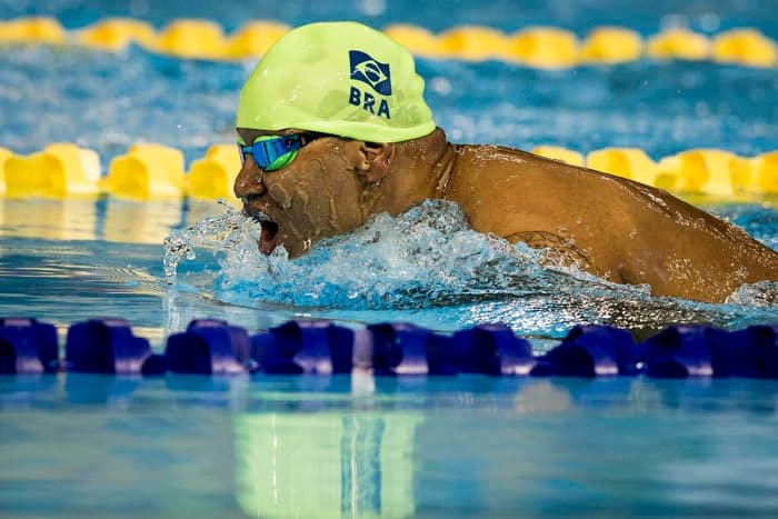 Adriano de Lima, atleta da natação paralimpica
