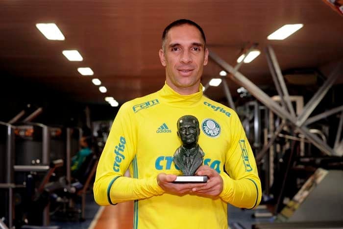 Palmeiras foi campeão do primeiro turno e recebeu o Troféu Osmar Santos, oferecido pelo L!