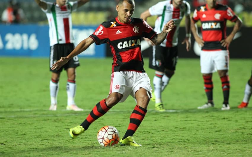 Alan Patrick deixa o Flamengo e volta para&nbsp;Shakhtar Donetsk