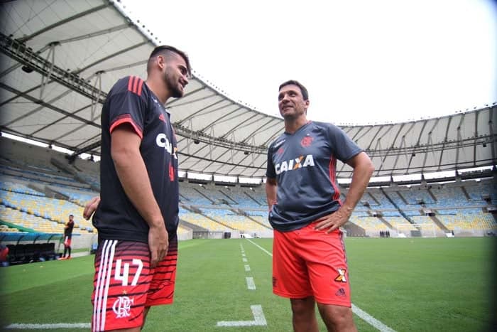 Flamengo treinou no Maracanã neste sábado
