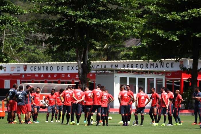 Treino Flamengo - Zé Ricardo conversa com elenco