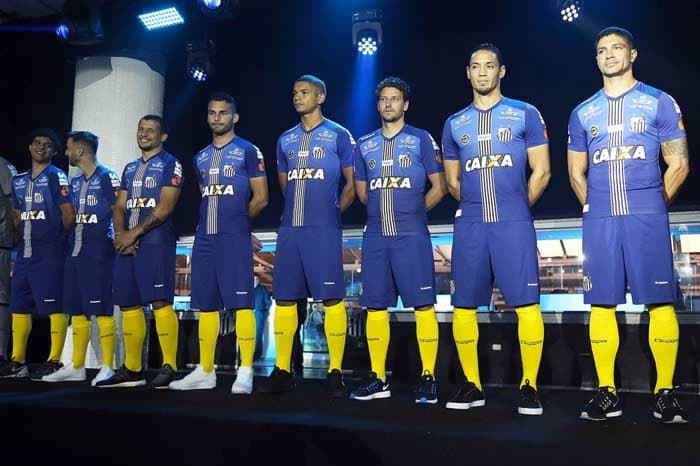Santos espera receber R$ 25 milhões com uniforme em 2017