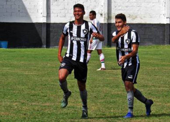 O centroavante Igor Cássio, que disputou a final da Copa RS Sub-20, estará no elenco da Copinha de 2017&nbsp;