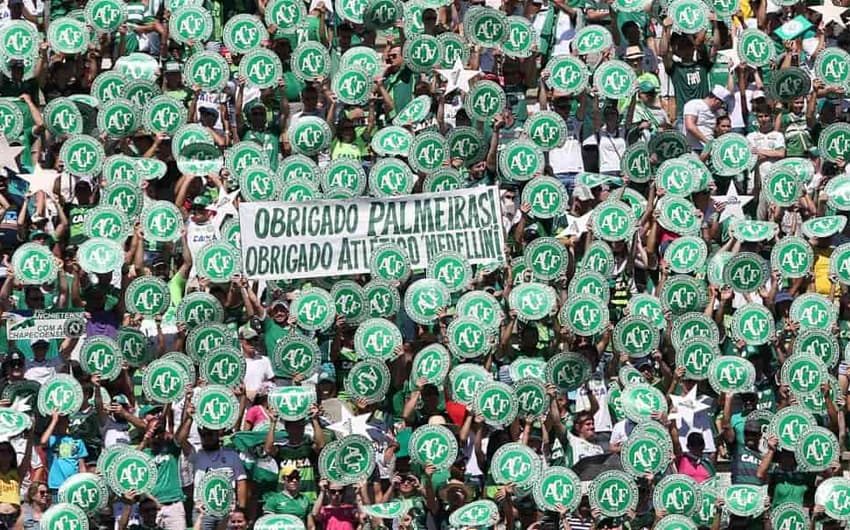 Torcida da Chape agradece ao Palmeiras