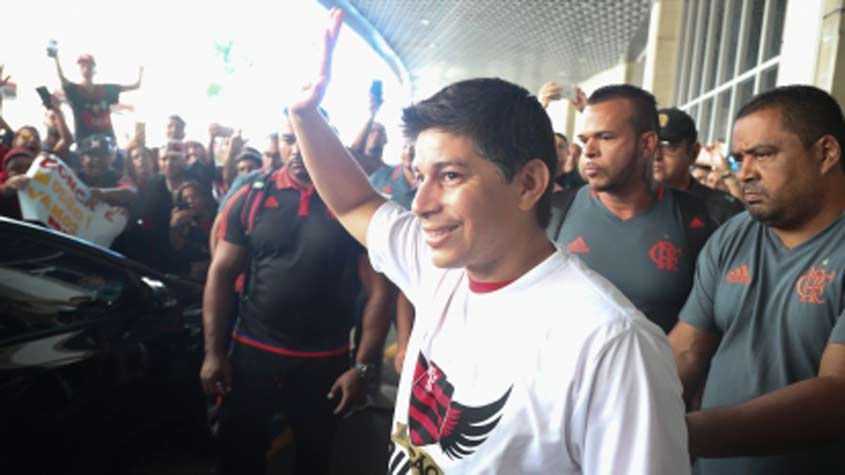 Contratado como grande reforço do Flamengo, Conca tem sido pouco utilizado e no fim do ano deve deixar o Flamengo