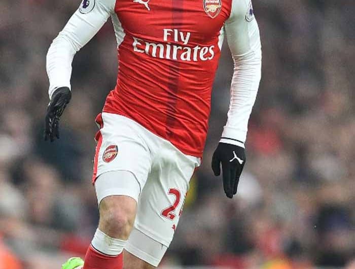 Hector Bellerin (Arsenal, 22 anos, lateral-direito): A jovem promessa do Arsenal é disputada por grandes clubes. O espanhol está na mira de Barcelona e Manchester City