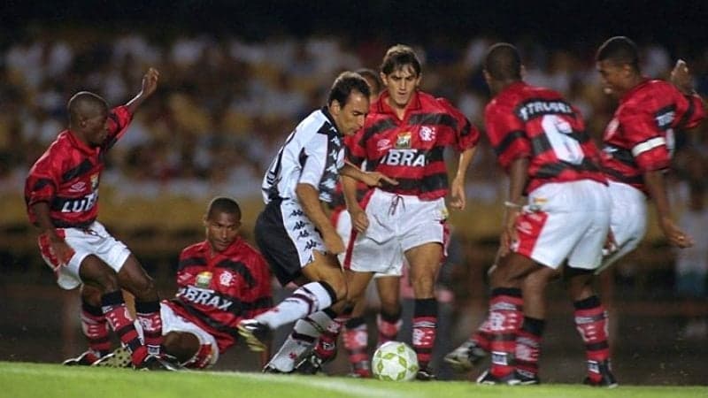 Vasco conquistou o Brasileirão de 1997 com Edmundo vivendo grande fase. Veja a seguir galeria com fotos da época
