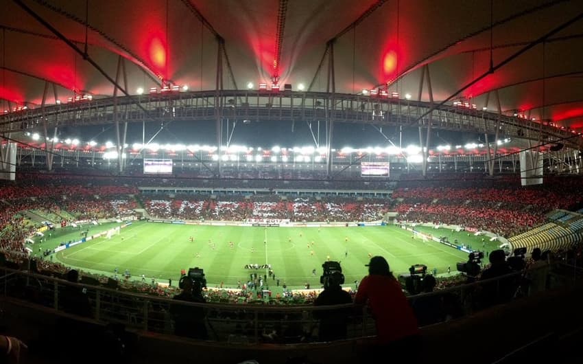 Frase 'seremos campeões' foi formada pelos torcedores do Flamengo no Maracanã
