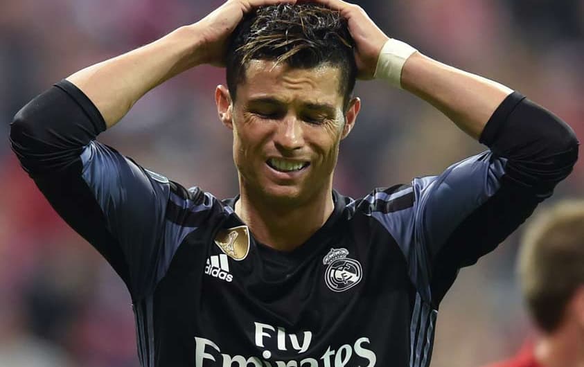 Cristiano Ronaldo prometeu entrar na justiça contra revista alemã