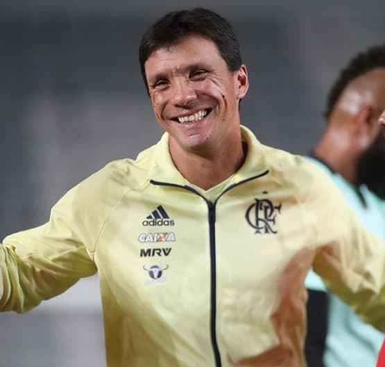 Zé Ricardo está feliz da vida com o momento do Flamengo