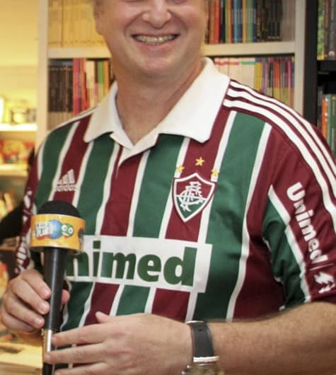 Beto Silva (Casseta) com camisa do Fluminense